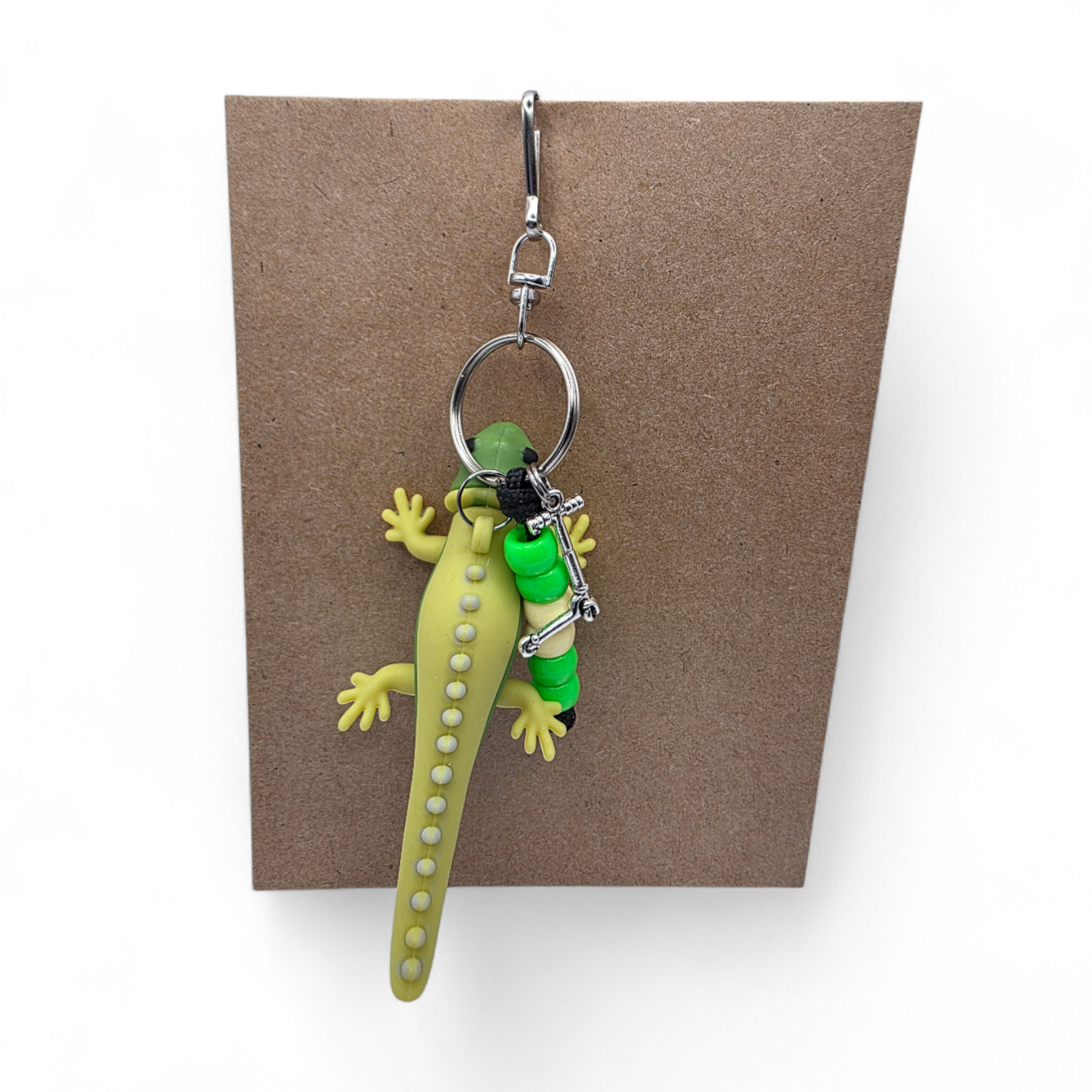 Scooter Antics Reptile Sensory Fidget Keychain – Textured Lizard Charm with Beaded Fidget Cord